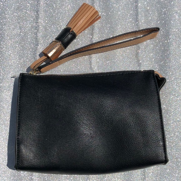 Large Pebbled Leather Clutch/Wristlet Purse, Bag - Picture 5 of 7